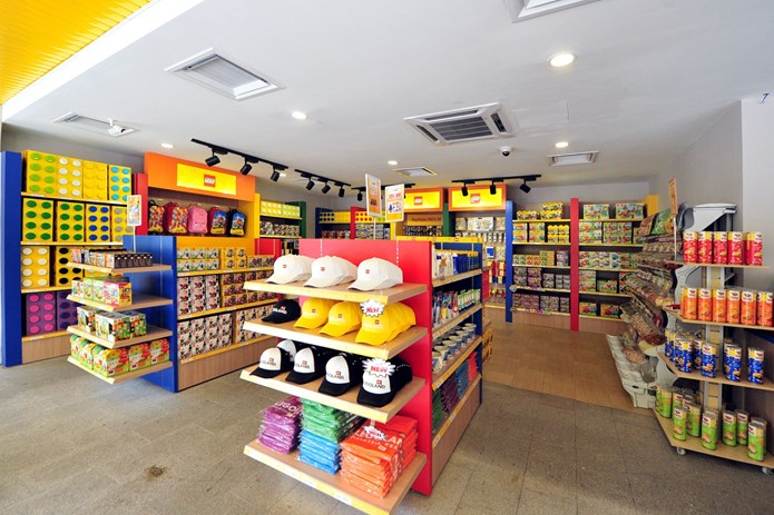 Legoland Theme Park Shops