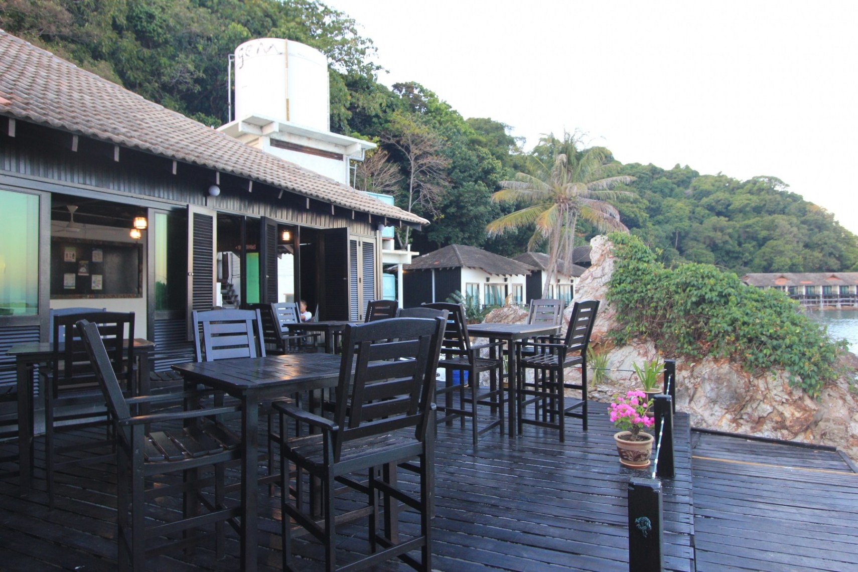 Gemia Island Resort Restaurant