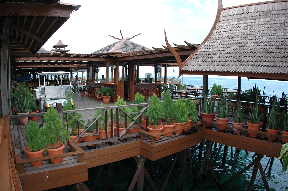 Mabul Water Bungalows Sundeck Bar