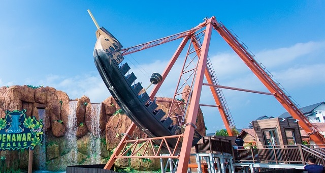 Adventure Coast Desaru Water Park Swinging Ship 