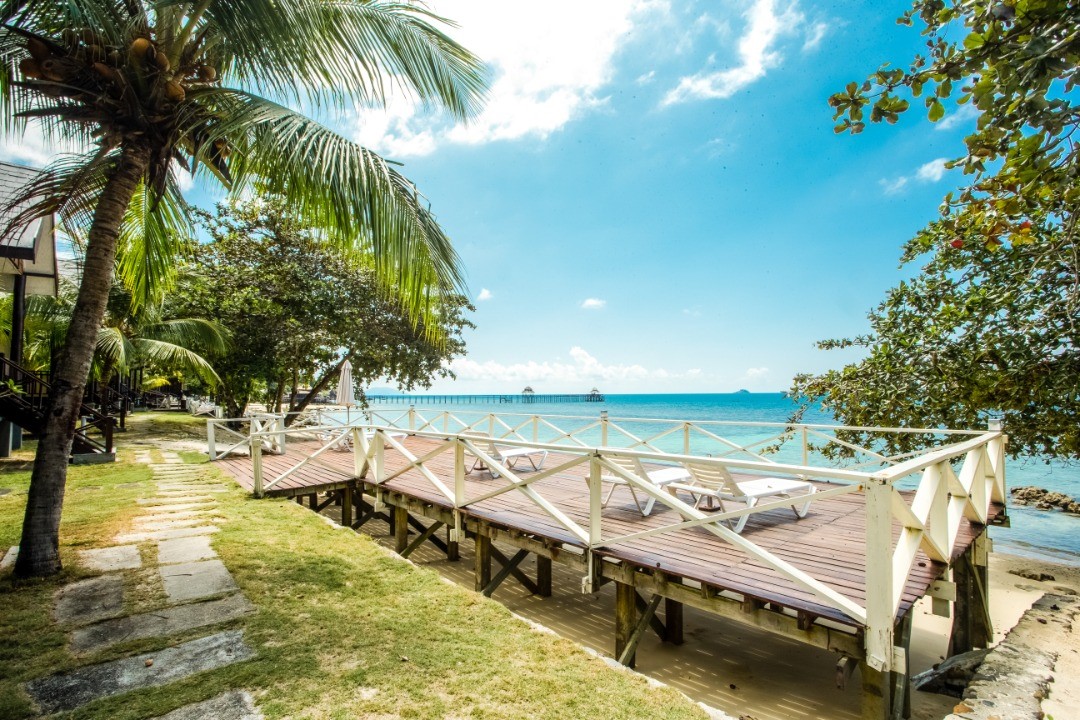 Tunamaya Beach & Spa Resort Surrounding