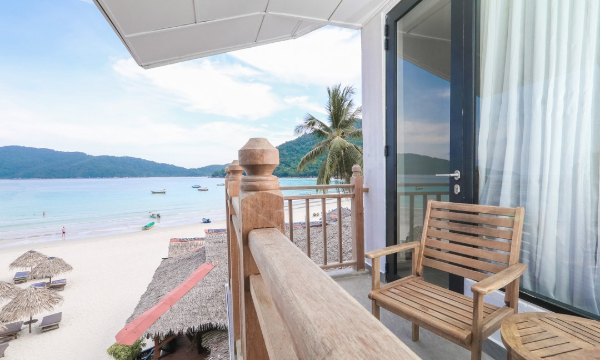 bubu perhentian sea view premier deluxe