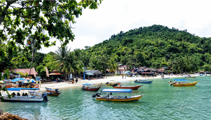 perhentian beaches flora bay