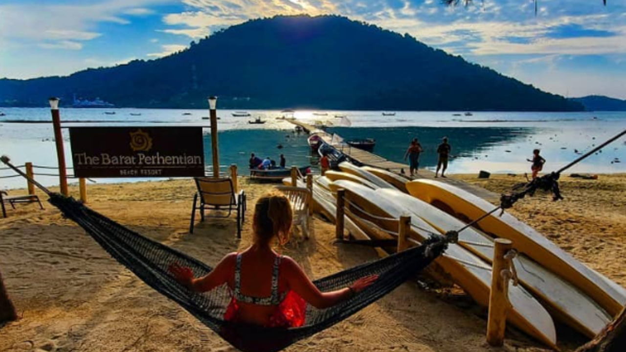 Barat Perhentian Resort Beachside