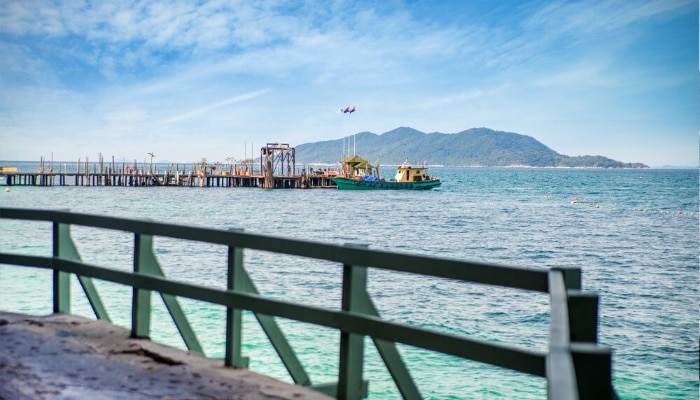 rawa island jetty boats