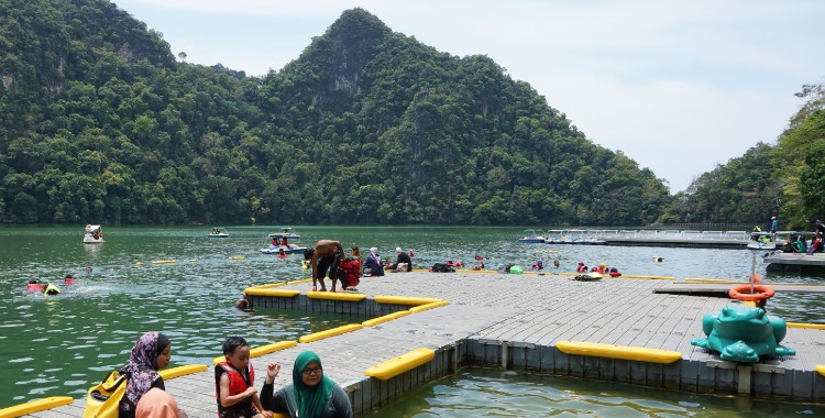 dayang bunting lake langkawi island hopping