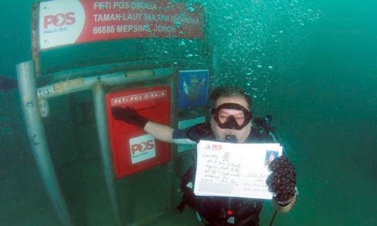 Pulau Mensirip underwater post office