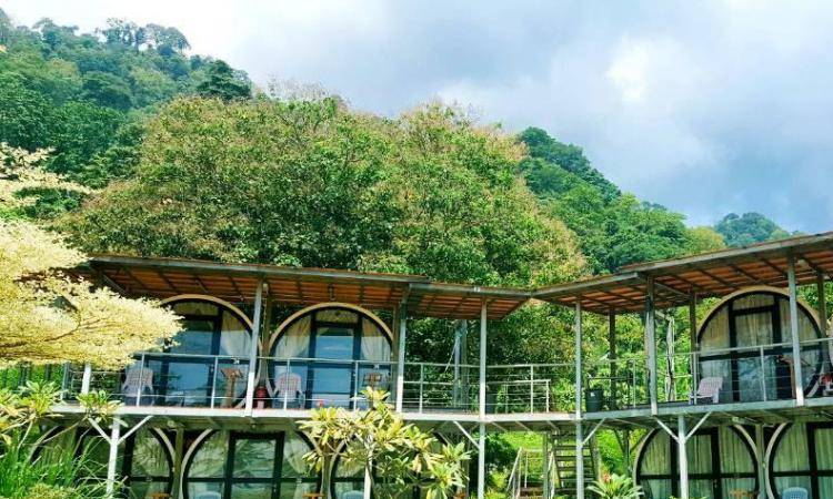 Go Deeper Tioman is a perfect spot for a weekend glamping trip