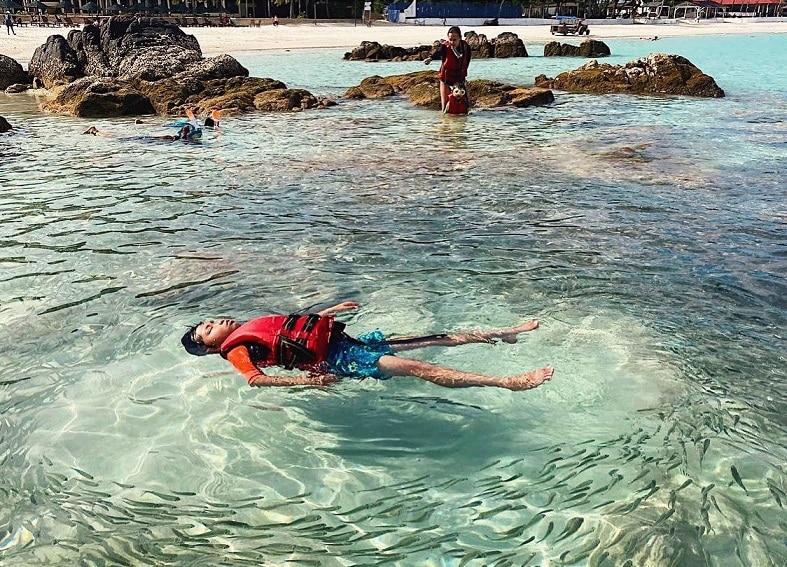 snorkeling in redang