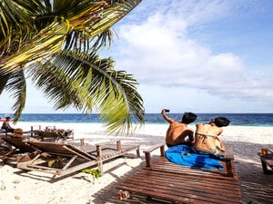 Borneo Divers Mabul Resort - Beach 