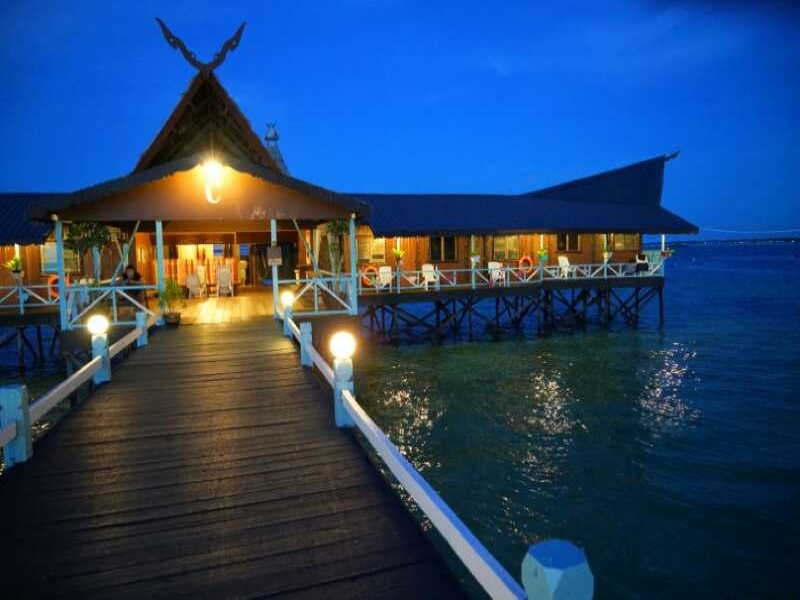 Singamata reef resort 