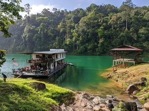 Tasir Kenyir - House boat