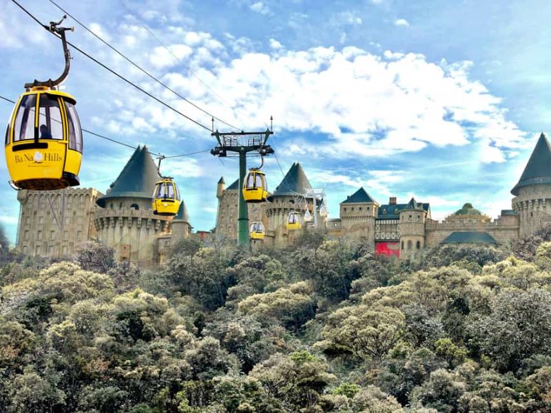 Bana Hill Cable Car