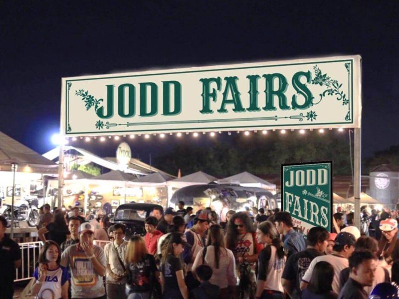 Crowd of Jodd Fairs Night Market