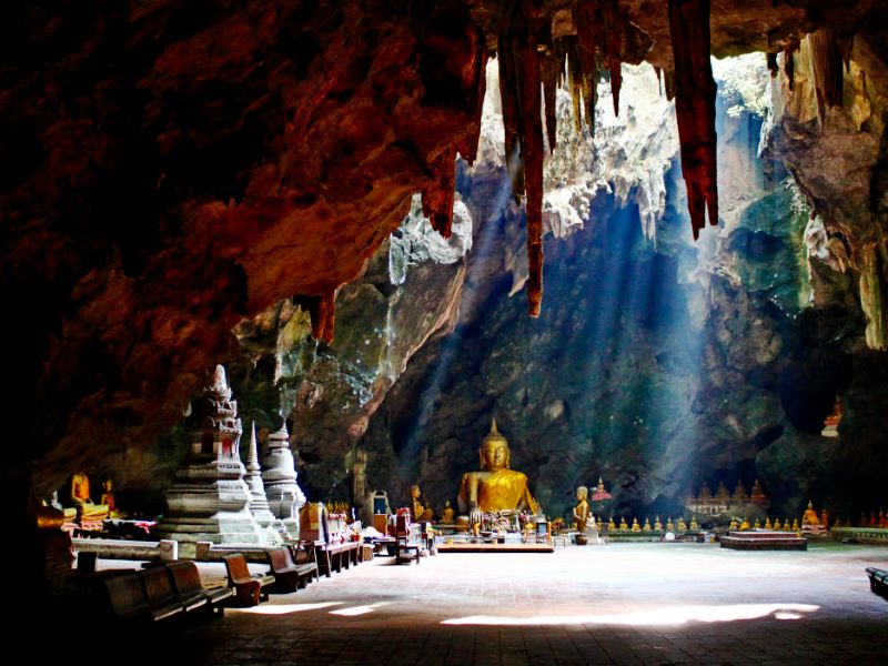 Phetchaburi Buddha Garden