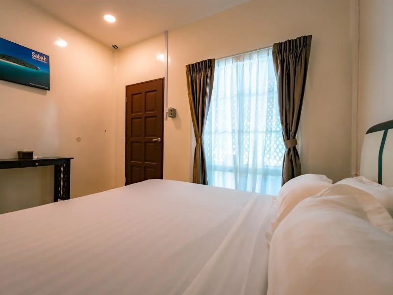 JSK Mantanani Resort Deluxe Room