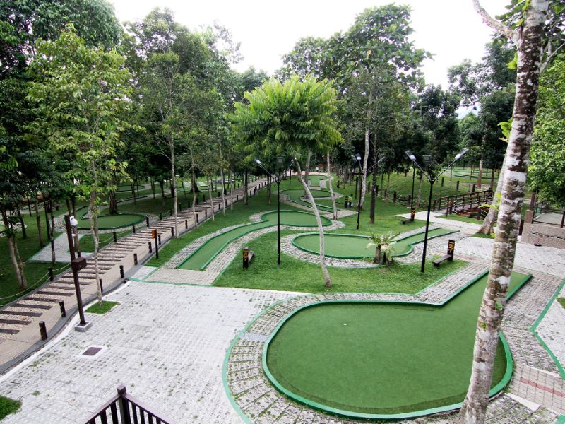 Mini Golf at Eco Spritzer Park