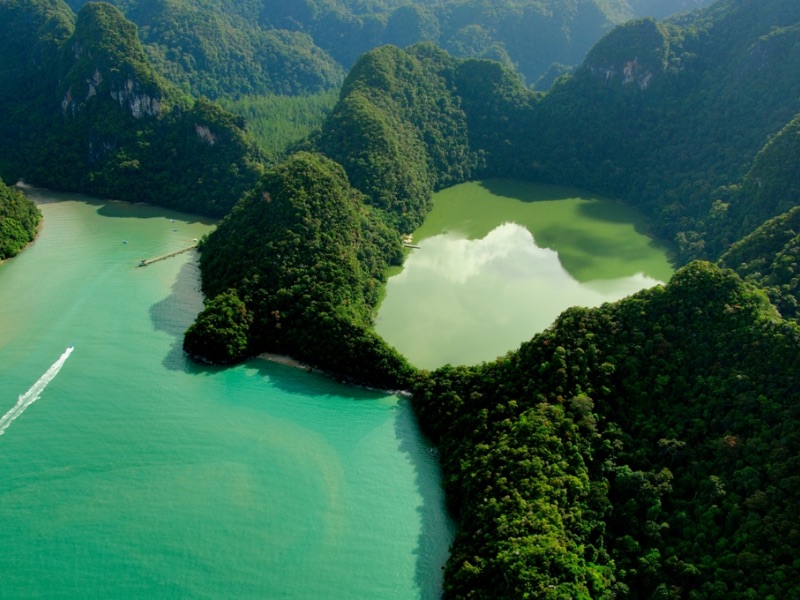 Dayang Bunting Island