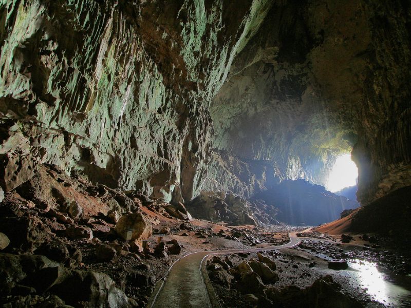 Deer Cave, Mulu