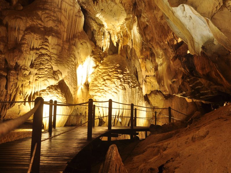 Lang Cave, Mulu