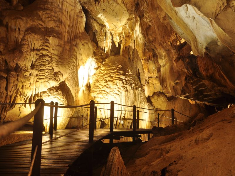 Lang Cave, Mulu