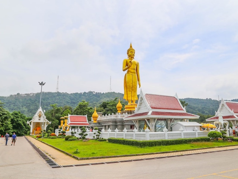 Big Buddha Statues