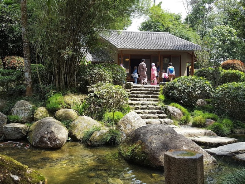 Japanese Village & Botanical Garden