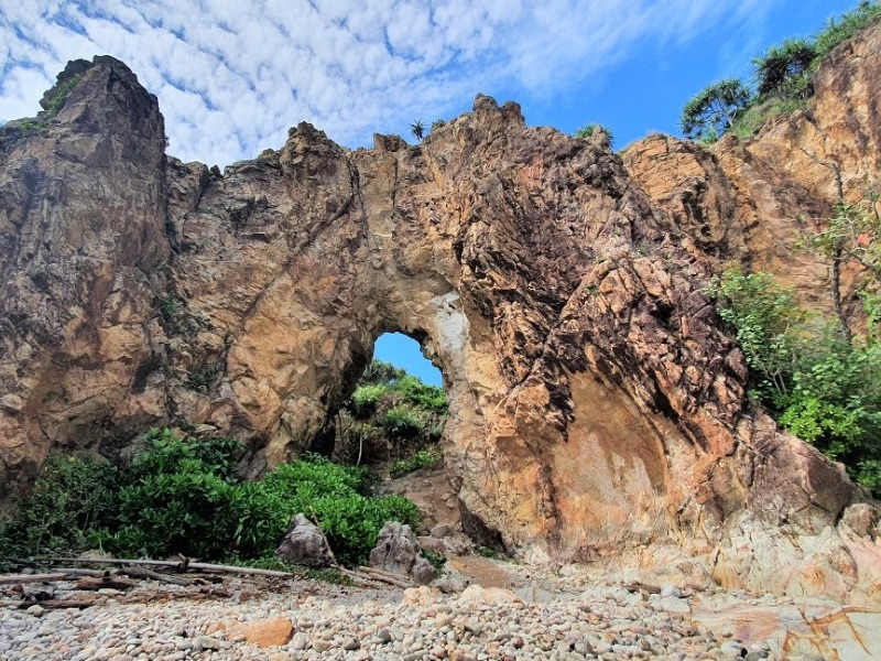 Pulau Mawar Heaven's Gate