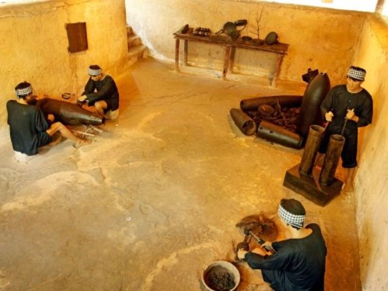 Chu Chi Tunnels