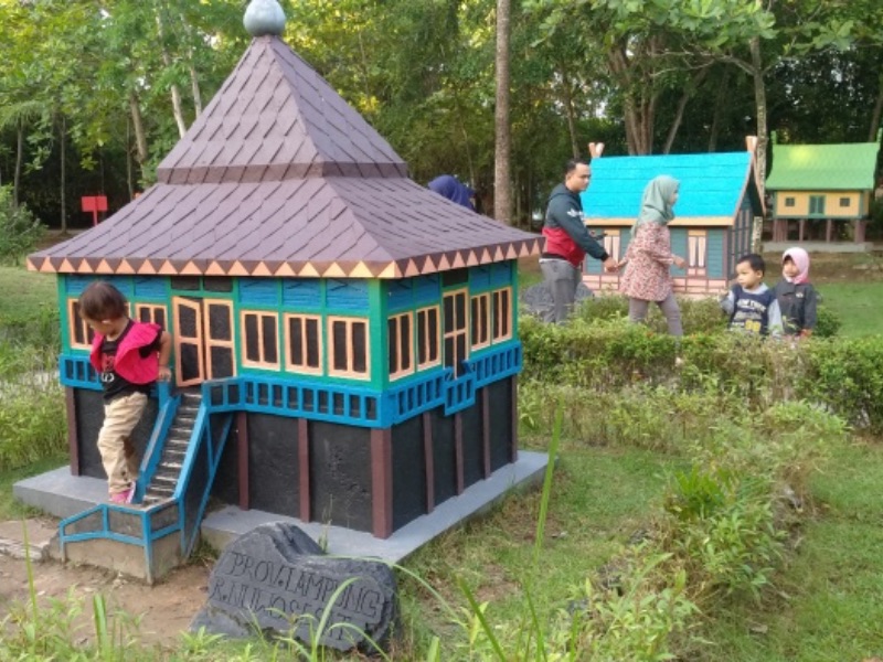 Miniature House Indonesia