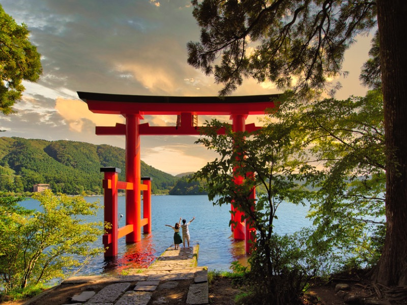 Hakone Shrine