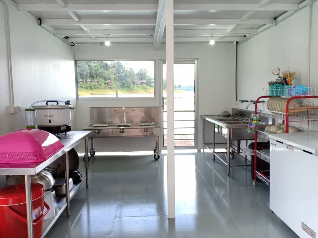 Kitchen Houseboat