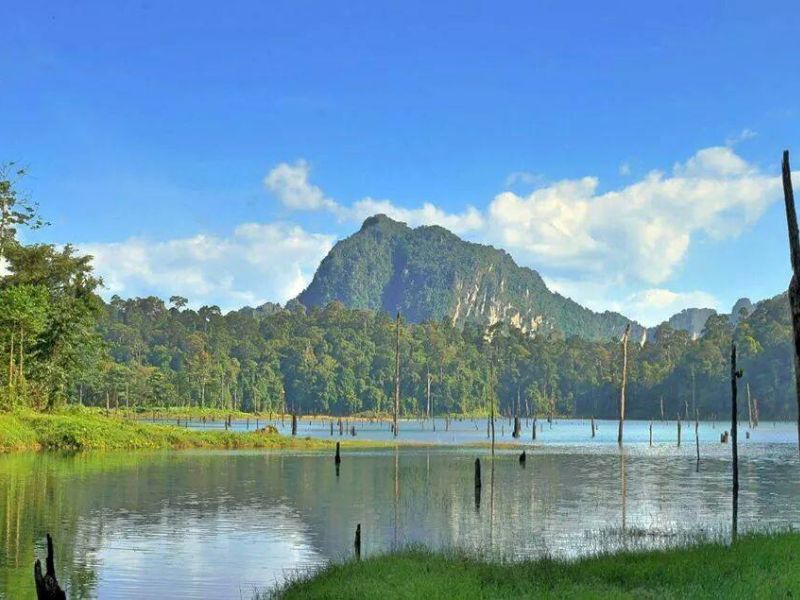 Lake Kenyir