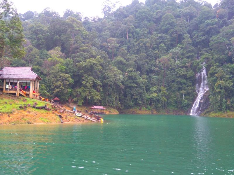 Waterfall Lasir Jetty