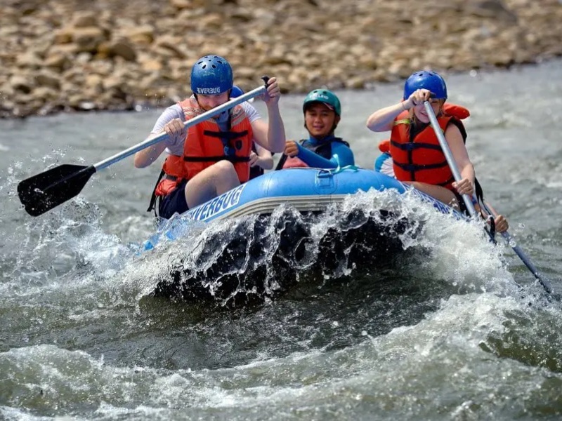 Kiulu whiter water rafting