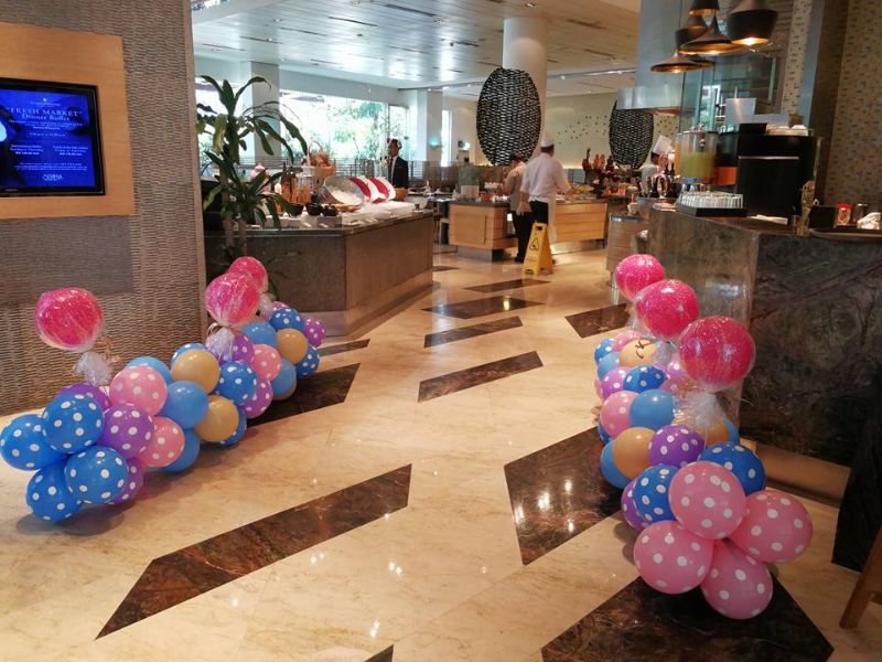 Simple Balloons Deco