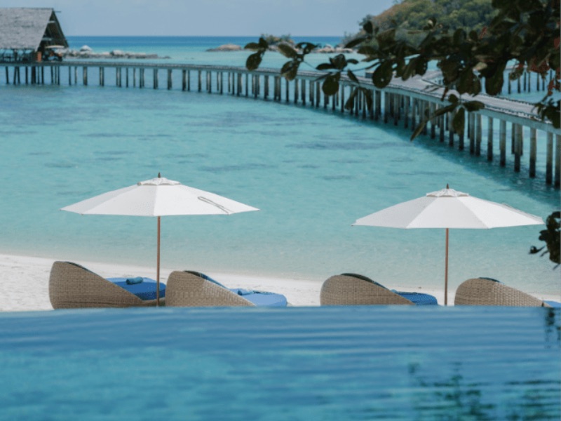 infinity pool