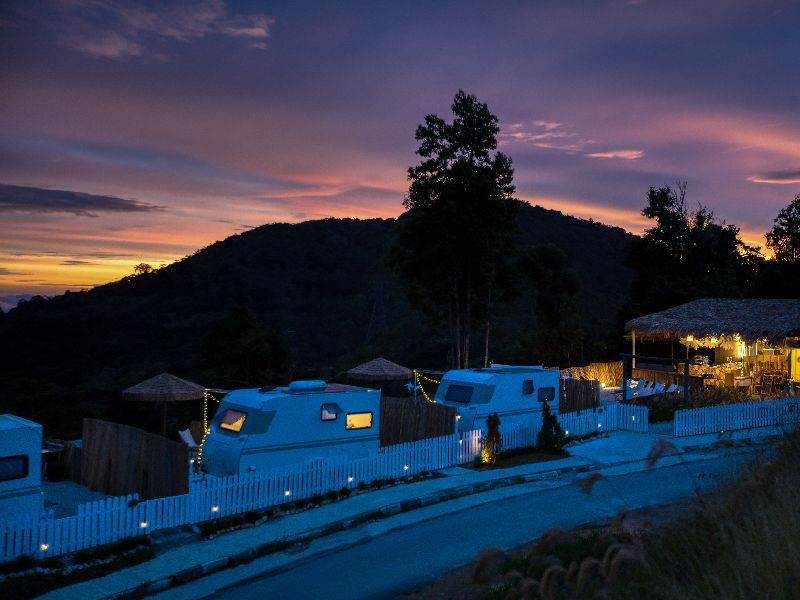 Stellar Golden Hill