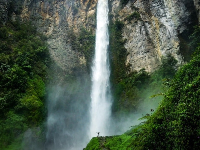 Sipiso Piso Waterfall