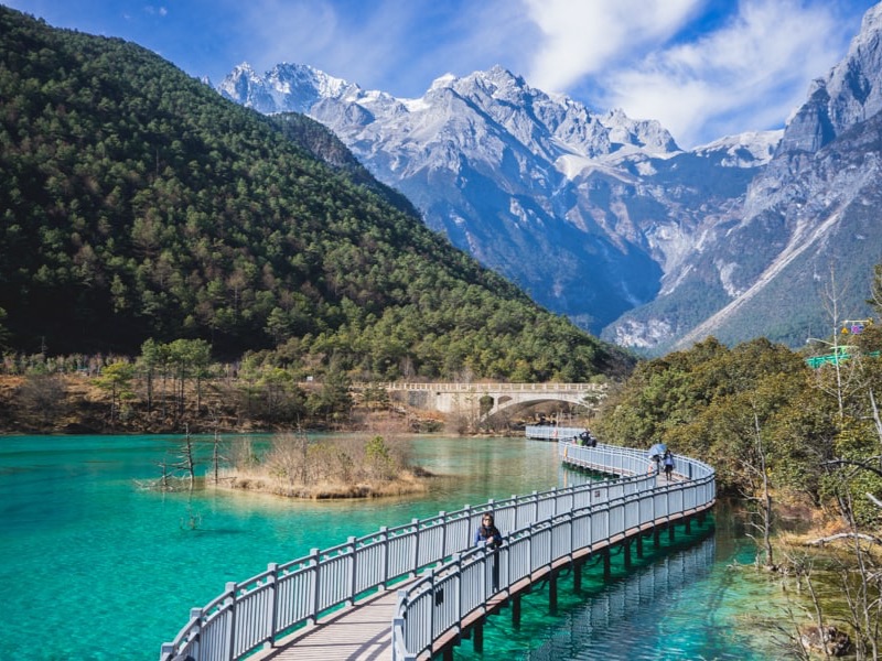 Baishui River and Blue Moon Valley