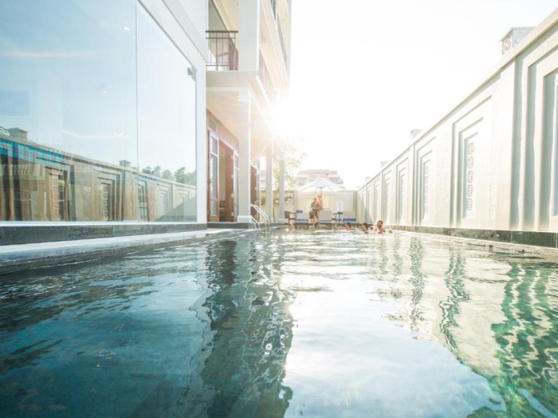 Green Apple Hotel Swimming pool