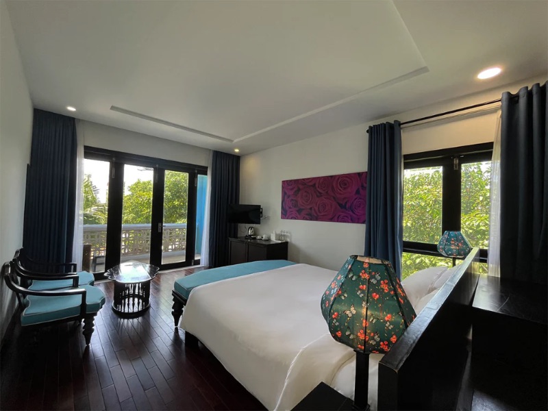 Thanh Binh Riverside Hotel King suite