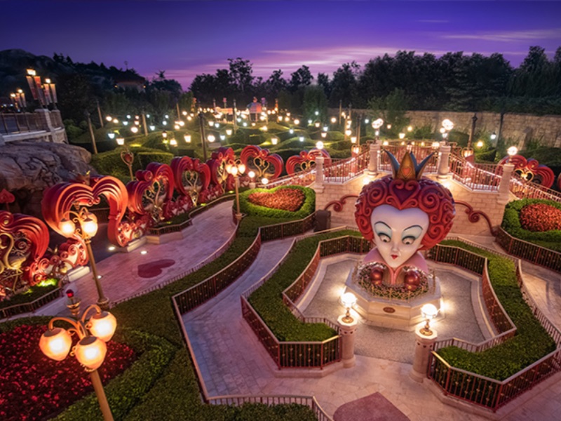 Alice in Wonderland Maze