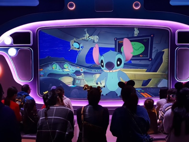 Space Chat With Stitch
