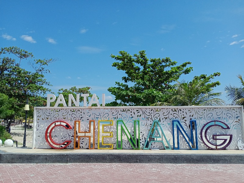 Beach entrance sign