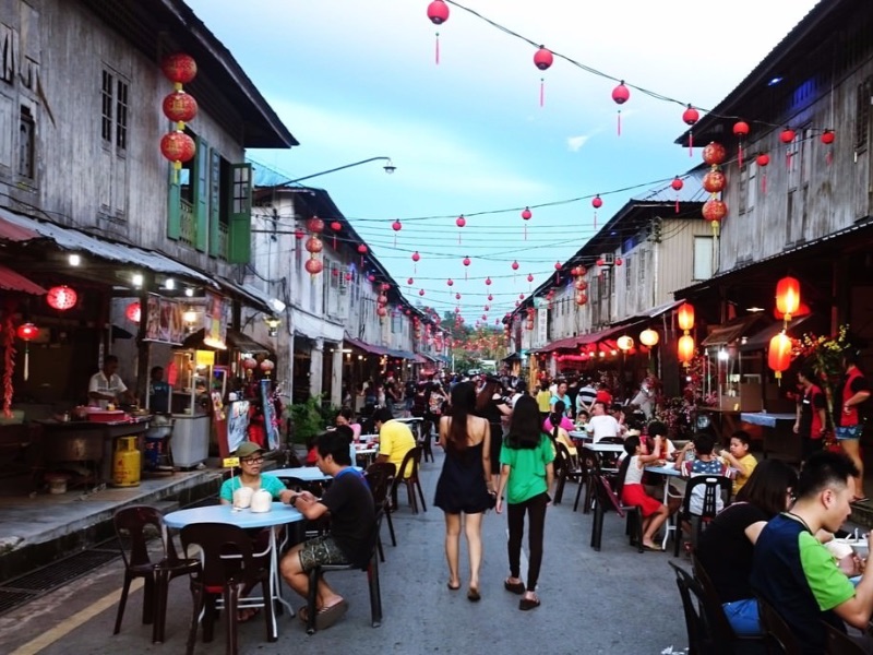 Siniawan Night Market