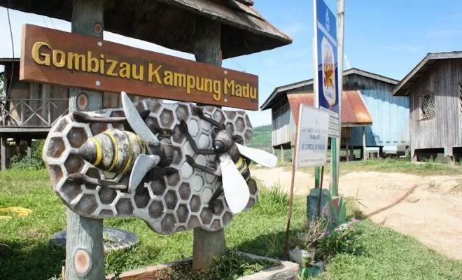 Gombizau Honey Bee Farm, Sabah - HolidayGoGoGo