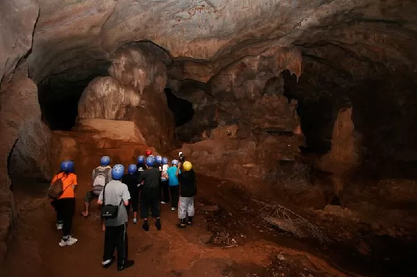 Kandu Cave