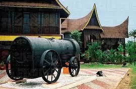 Negeri Sembilan State Museum Weapon Display