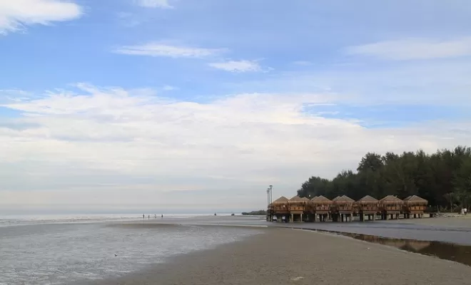Morib Beach - HolidayGoGoGo